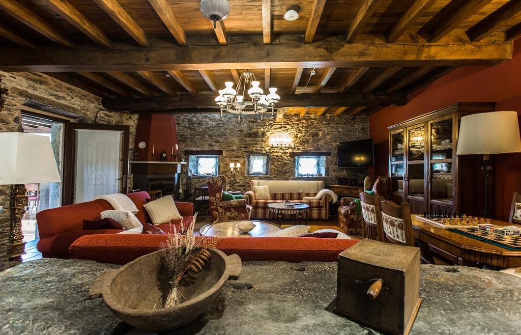 Casa Pineiro Guest House Monfero Eksteriør bilde